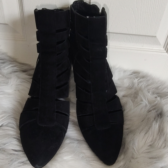 🎉HP🎉 Stuart Weitzman suede Airliner cutout high-heeled ankle boot bootie 9.5 - Picture 7 of 12